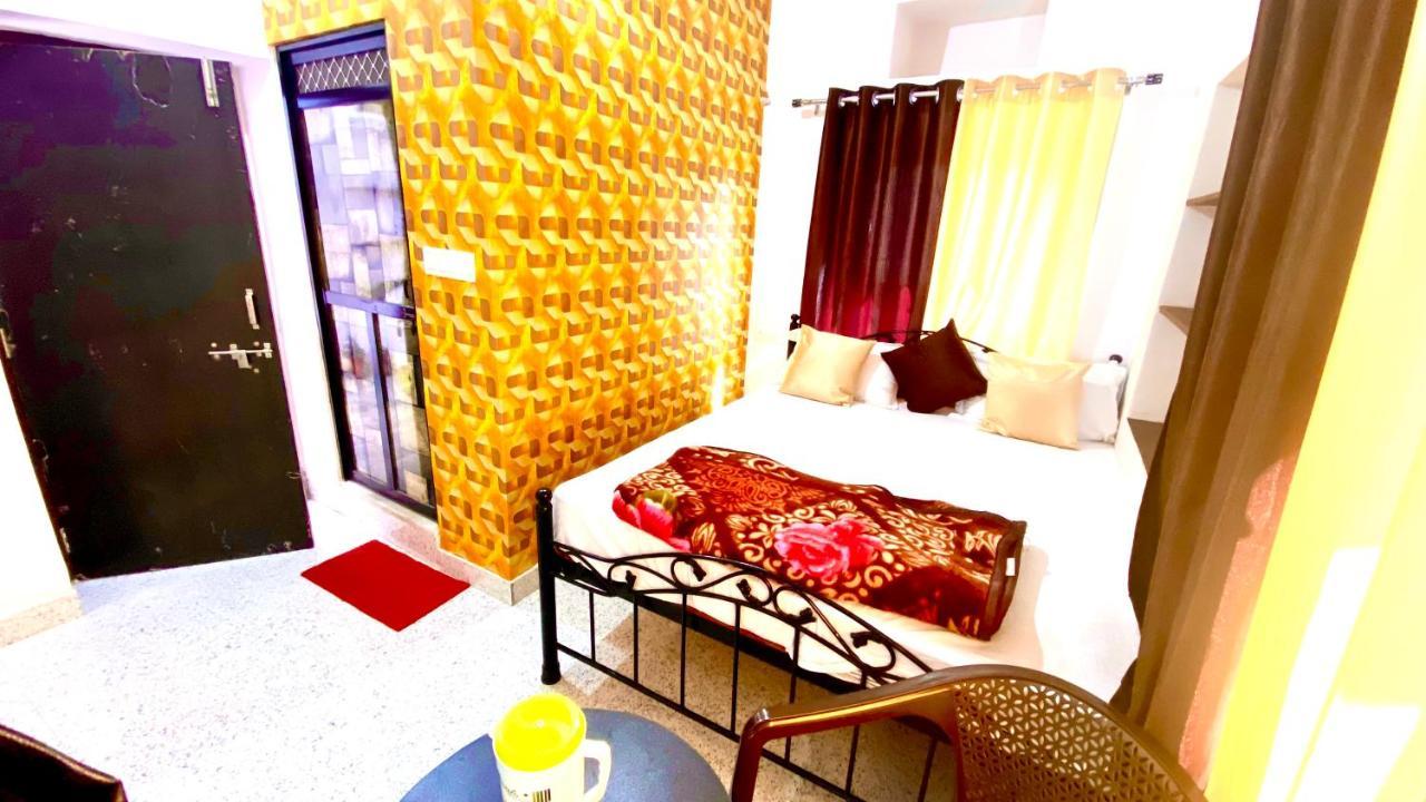 The New Lake Front Bed and Breakfast Udaipur Esterno foto