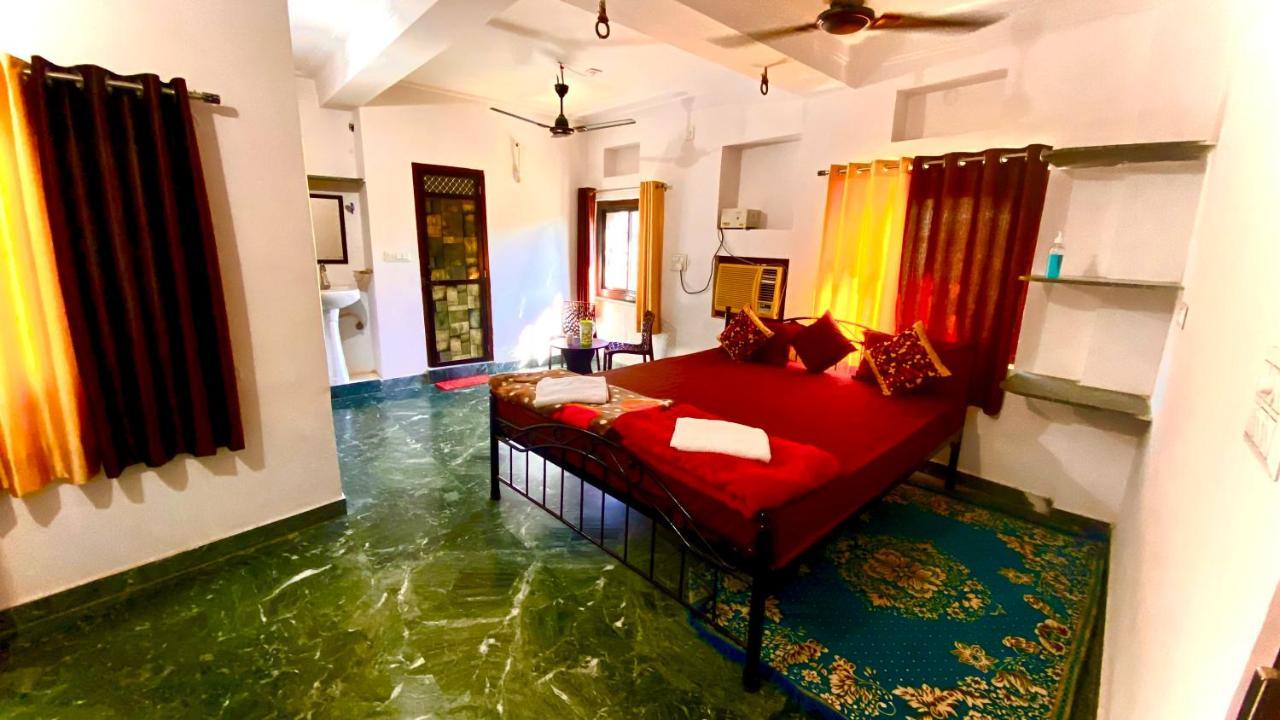 The New Lake Front Bed and Breakfast Udaipur Esterno foto